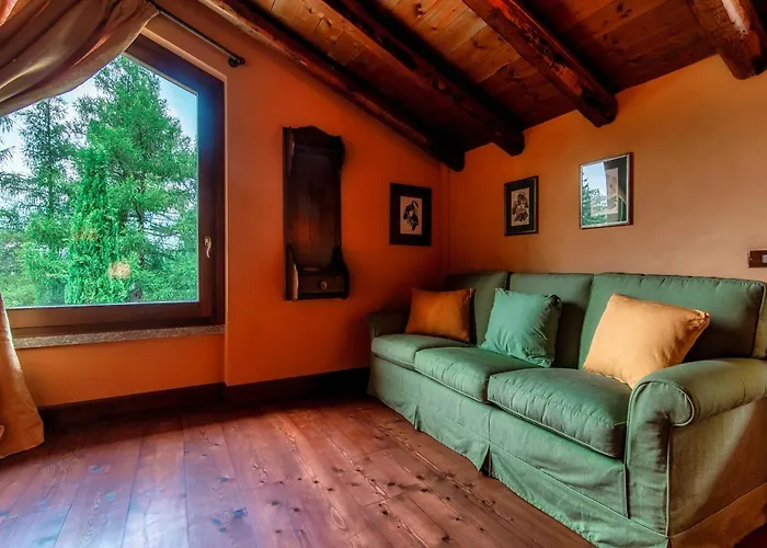 Oasi - By Myhomeincomo * Canzo