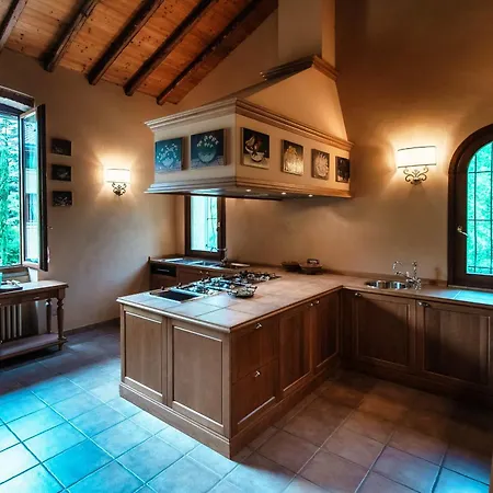 Oasi - By Myhomeincomo *